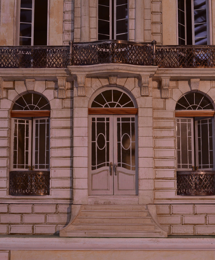 The Dolls' House Maker with an Enchanting Studio in the South of France
