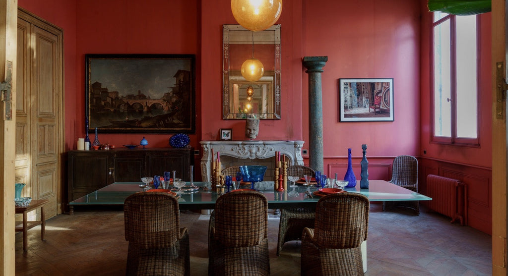 Setting the Stage: An Intriguing 19th-century House in Bordeaux