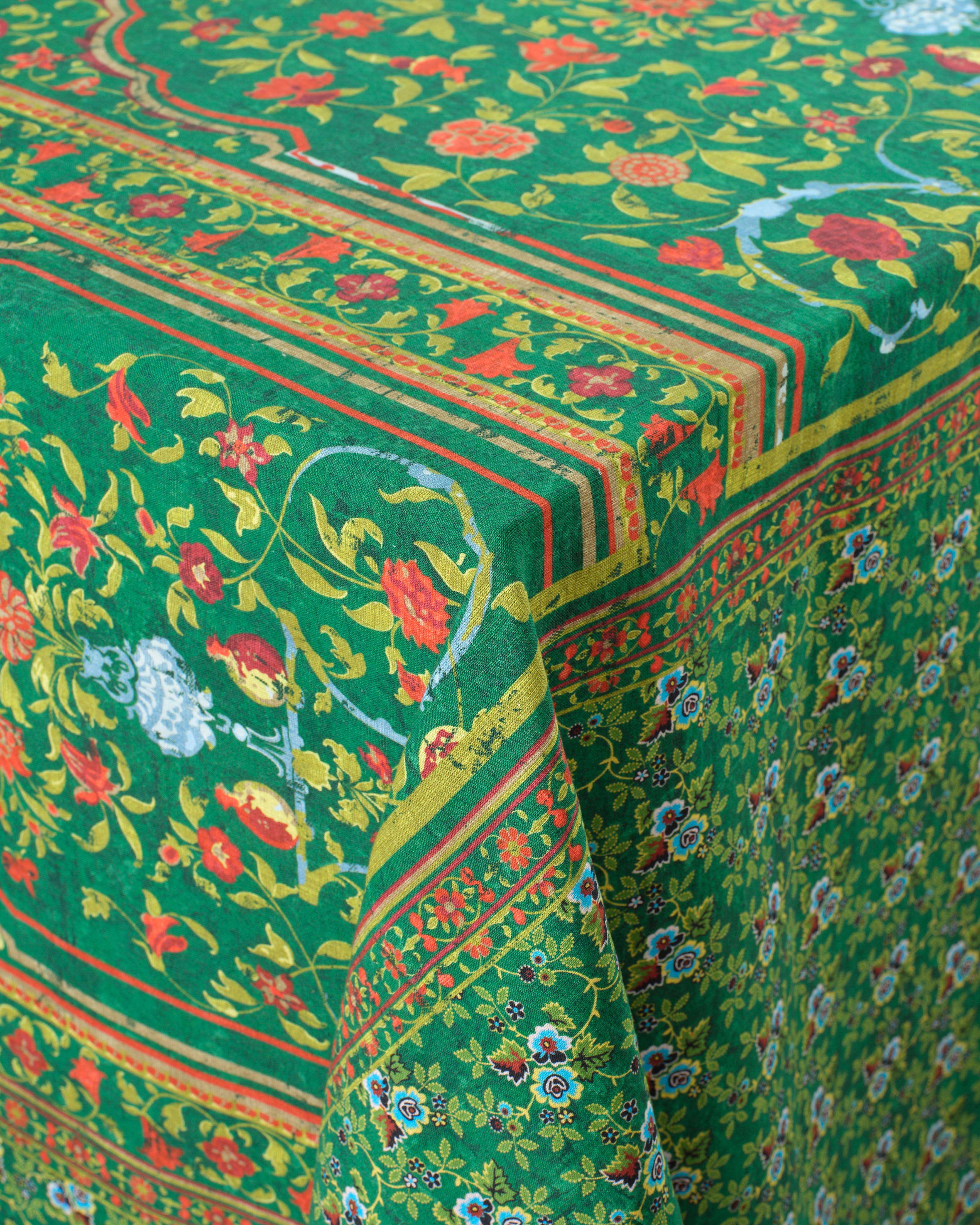DAscoli Esmerelda Tablecloth