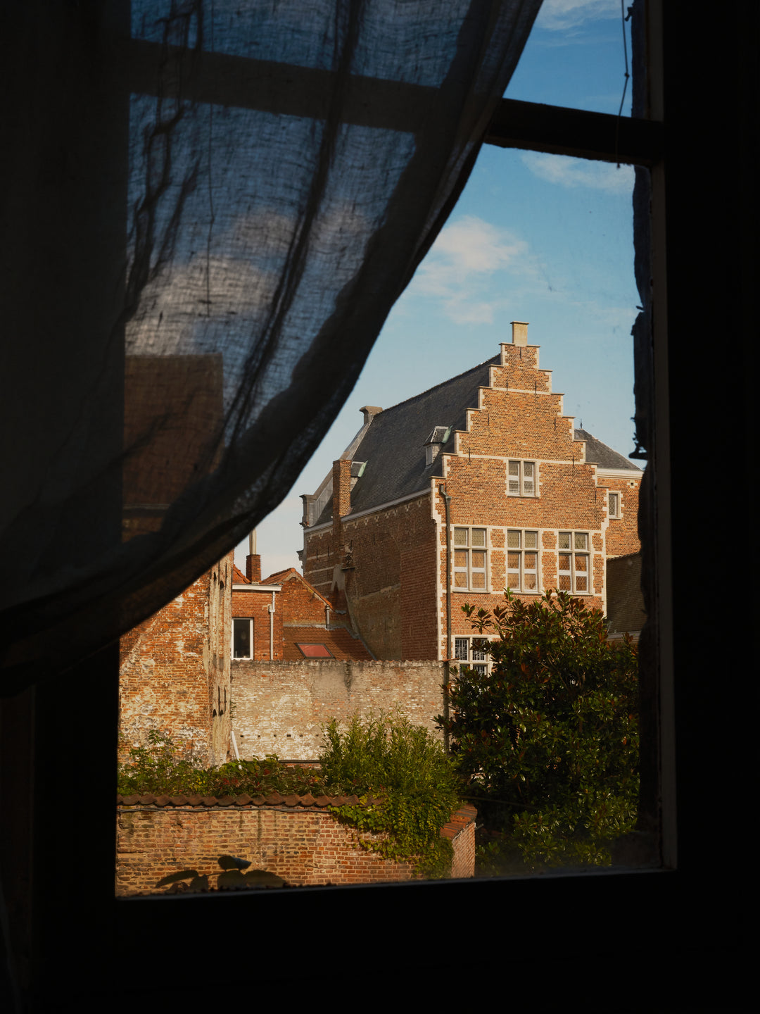 A Collector's Dream: Elena Van Dijck's Mechelen apartment – Cabana