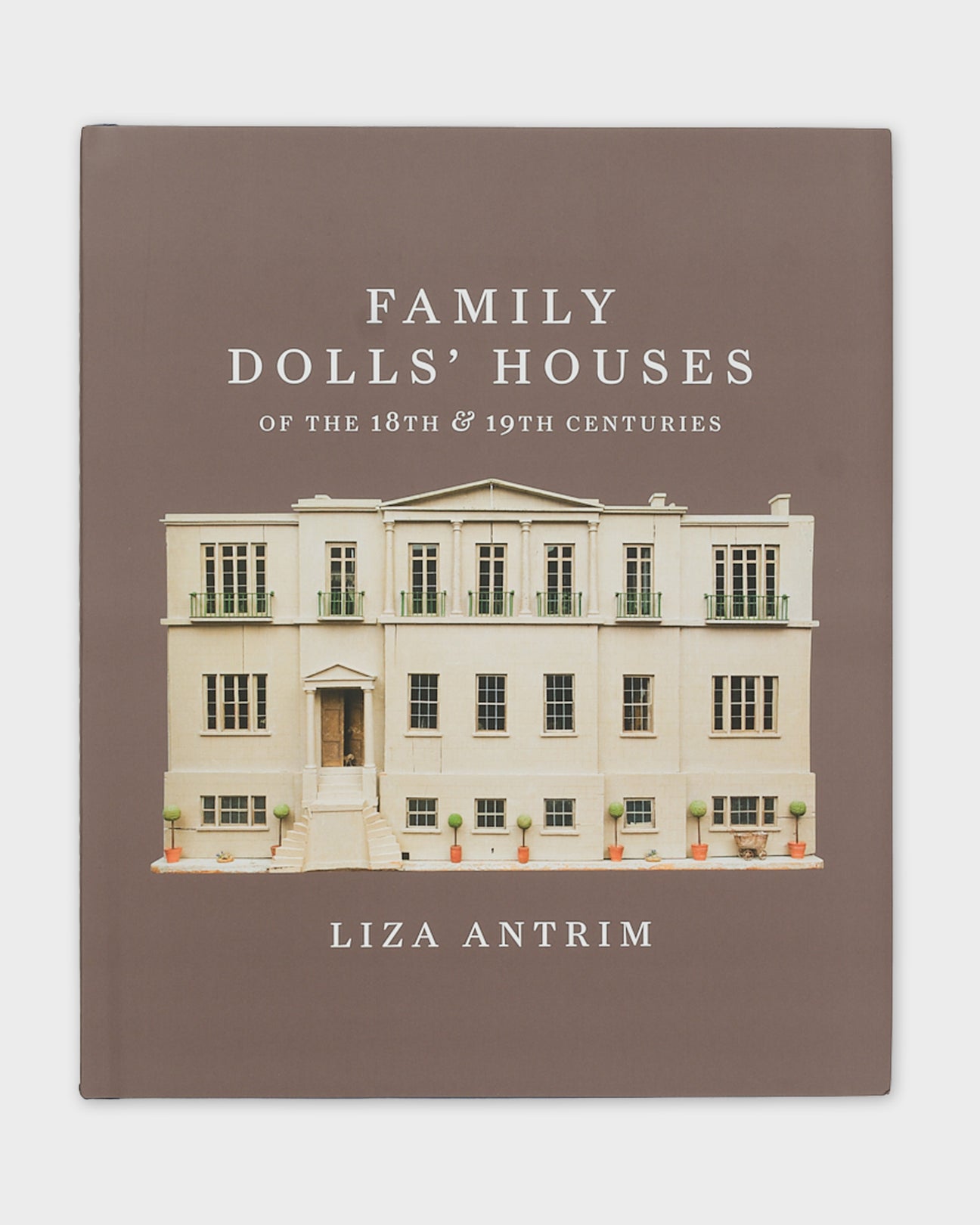 Finders Keepers with antique Doll's house doyenne, Liza Antrim