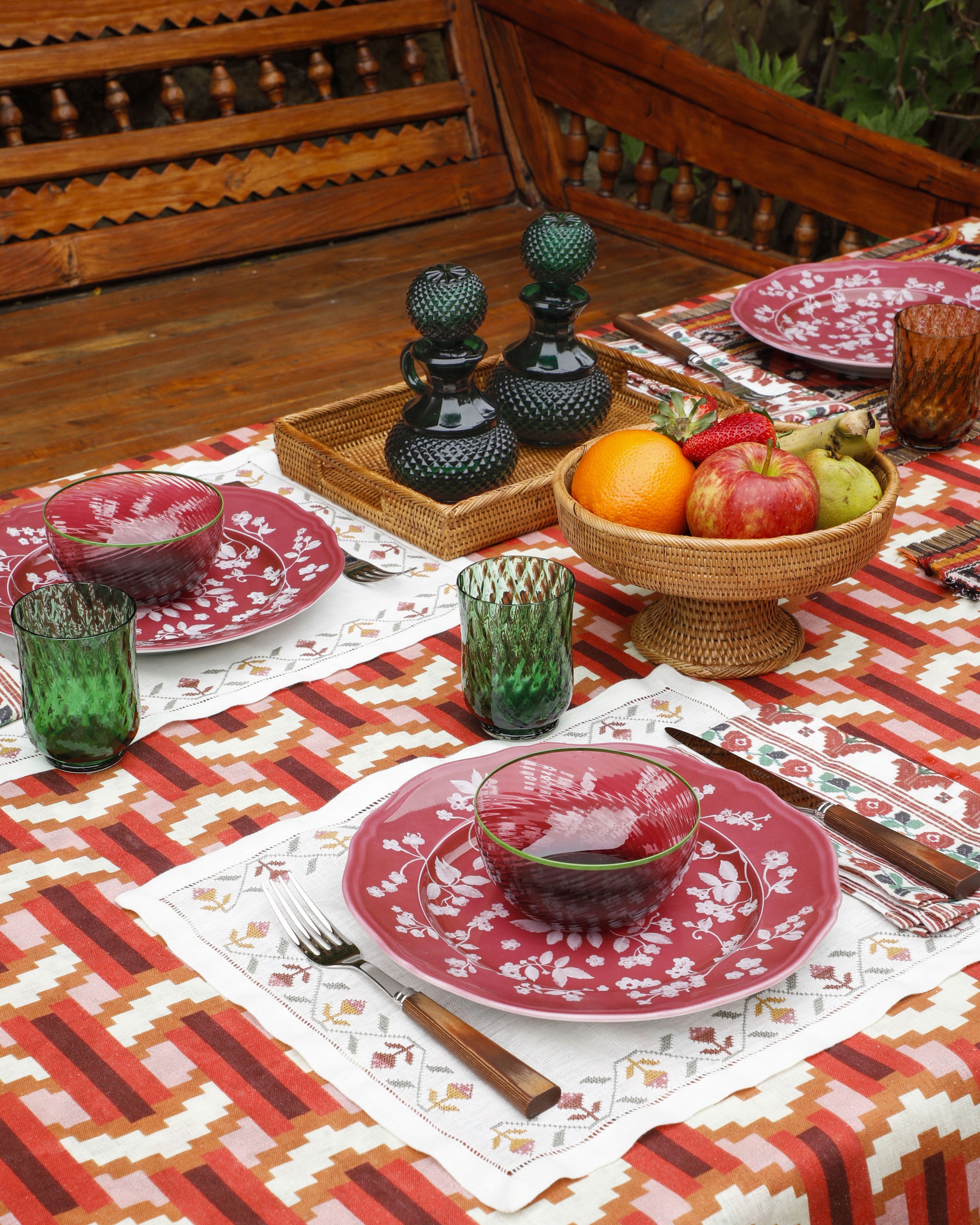 Floral Dinner Plate Magenta by Ginori 1735 – Cabana Magazine