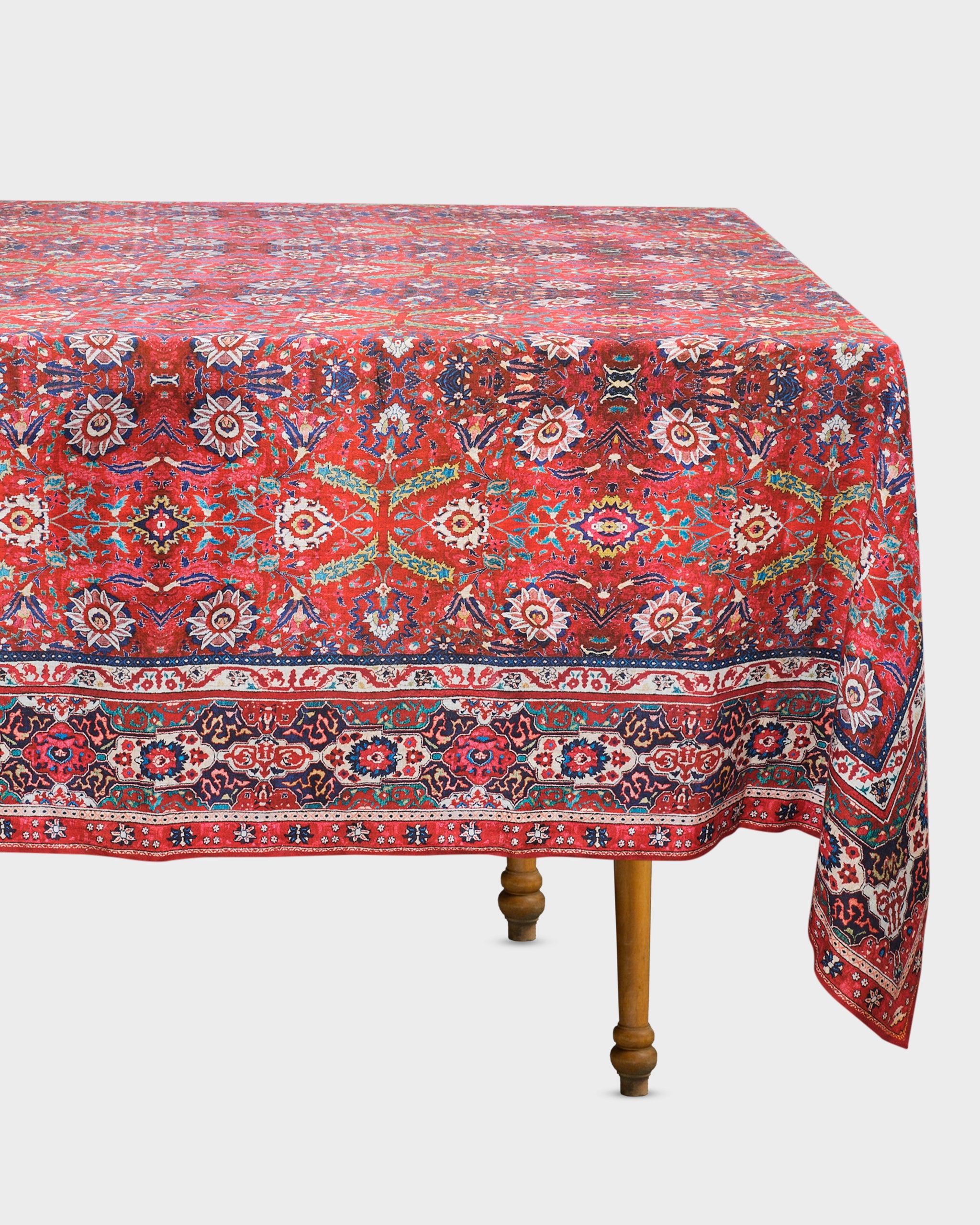 Persia Tablecloth & Napkins Set – Cabana Magazine