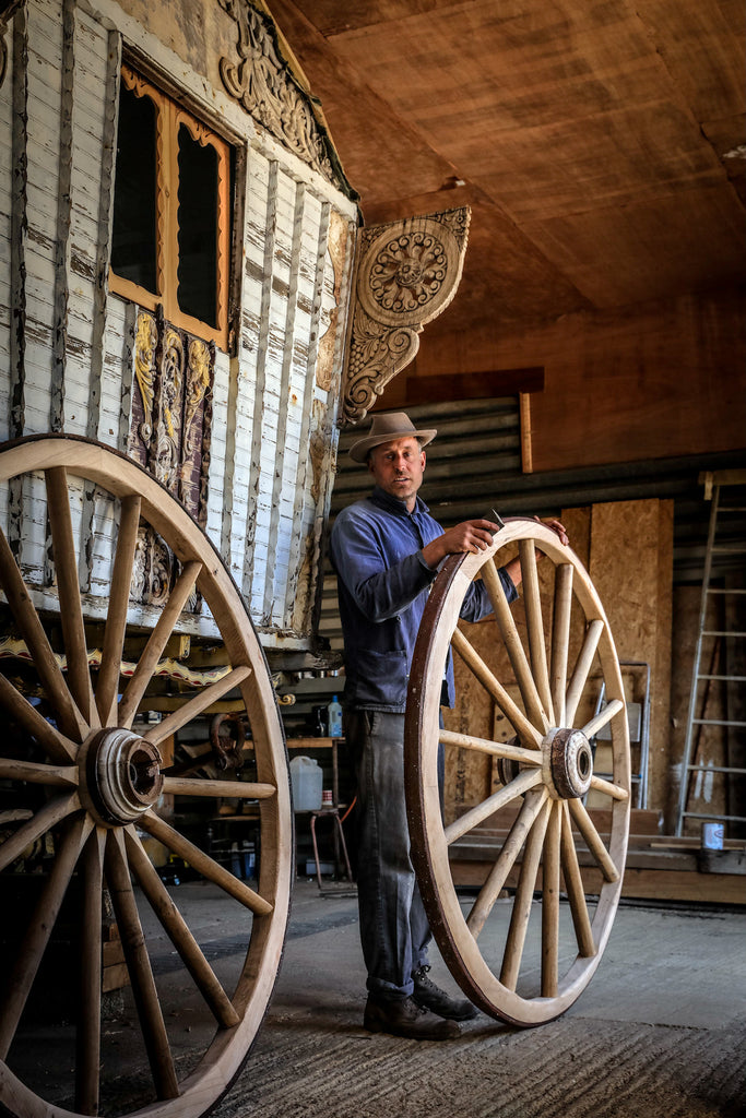 Finders Keepers with BBC Fake or Fortune's Philip Mould – Cabana Magazine