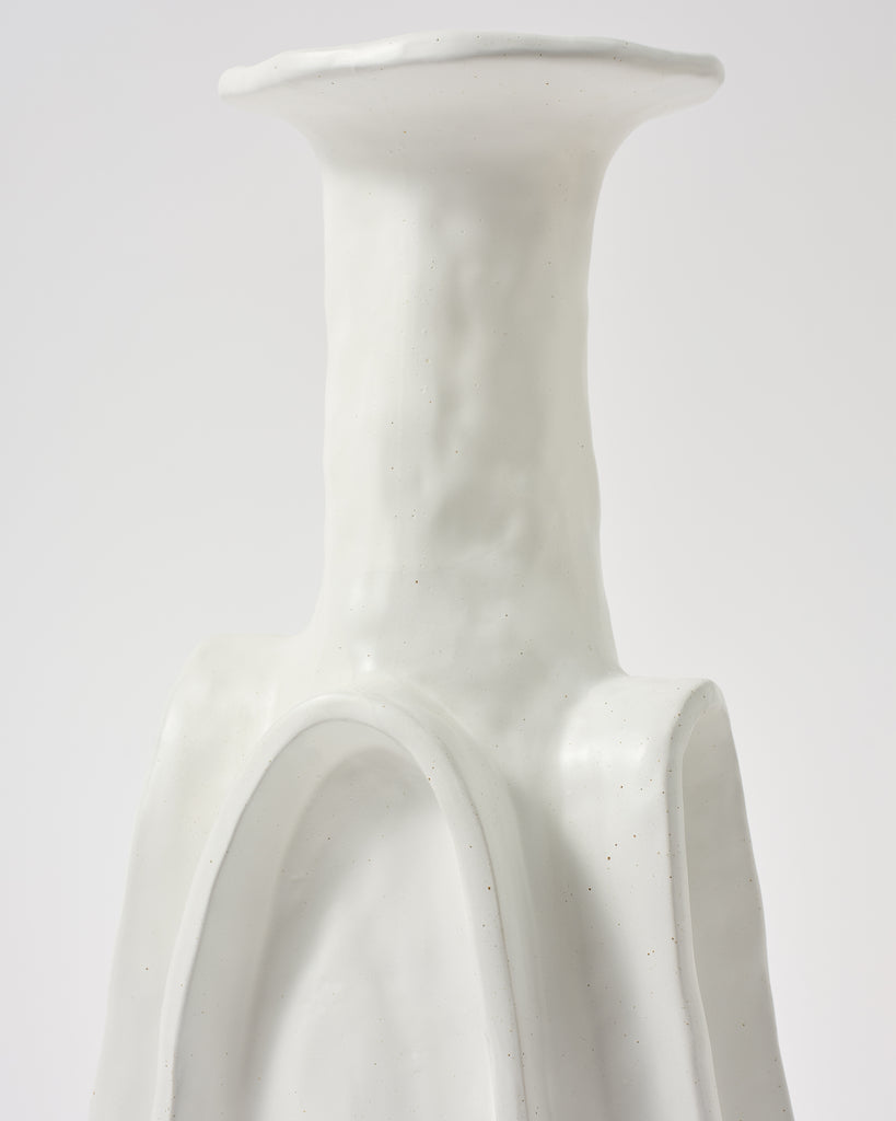 Sabbia Arch Vase Medium – Cabana Magazine