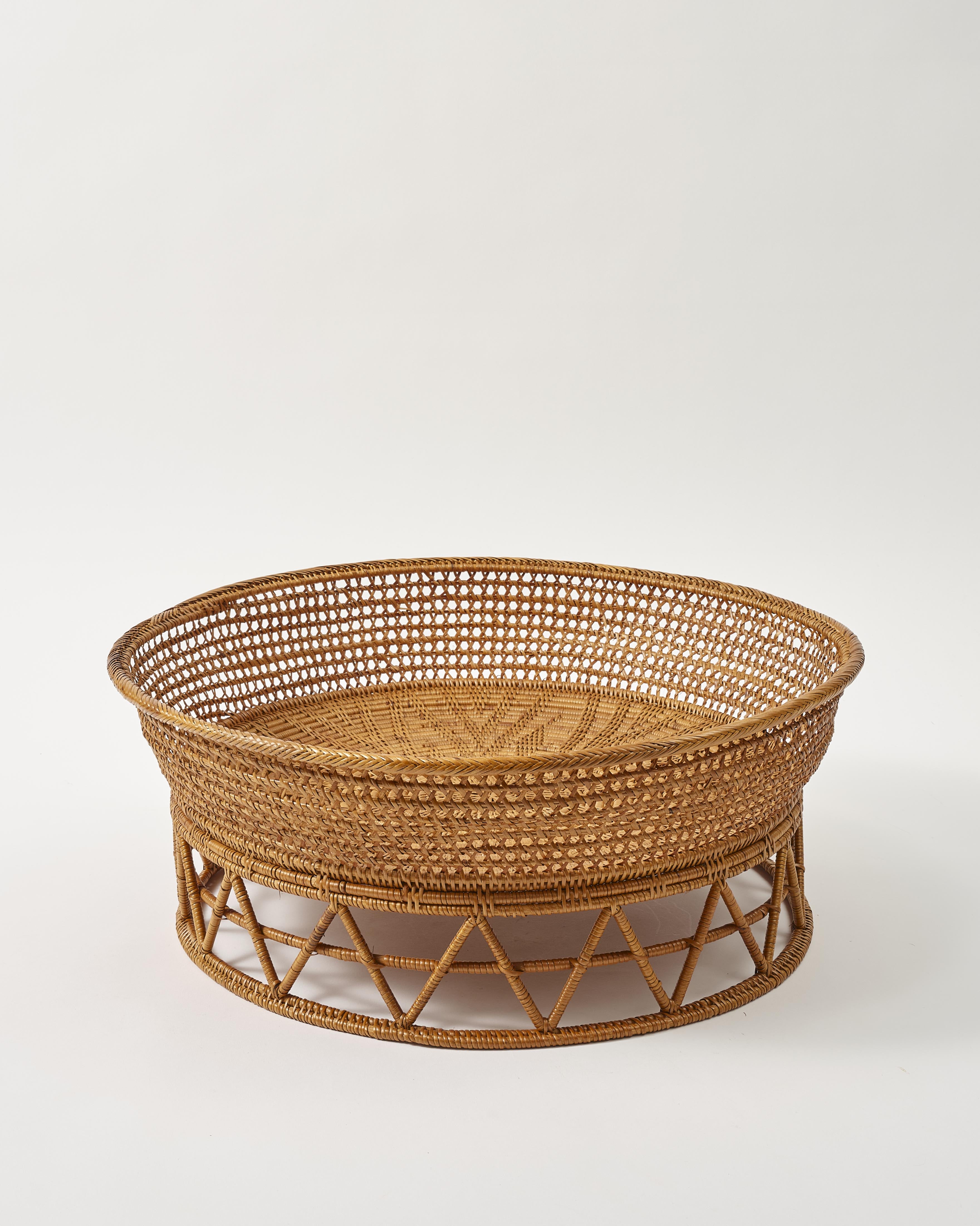 Woven Breakfast Tray Medium