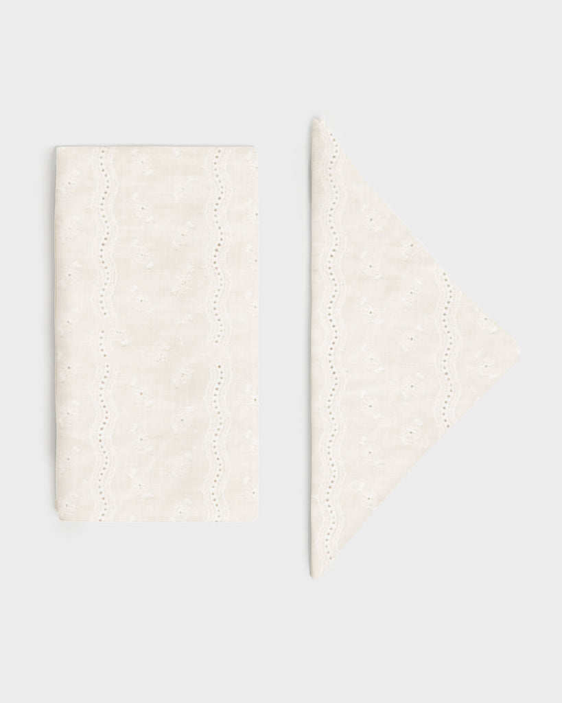 Ralph Lauren Home x Cabana, Elyria Floral Tablecloth – Cabana Magazine