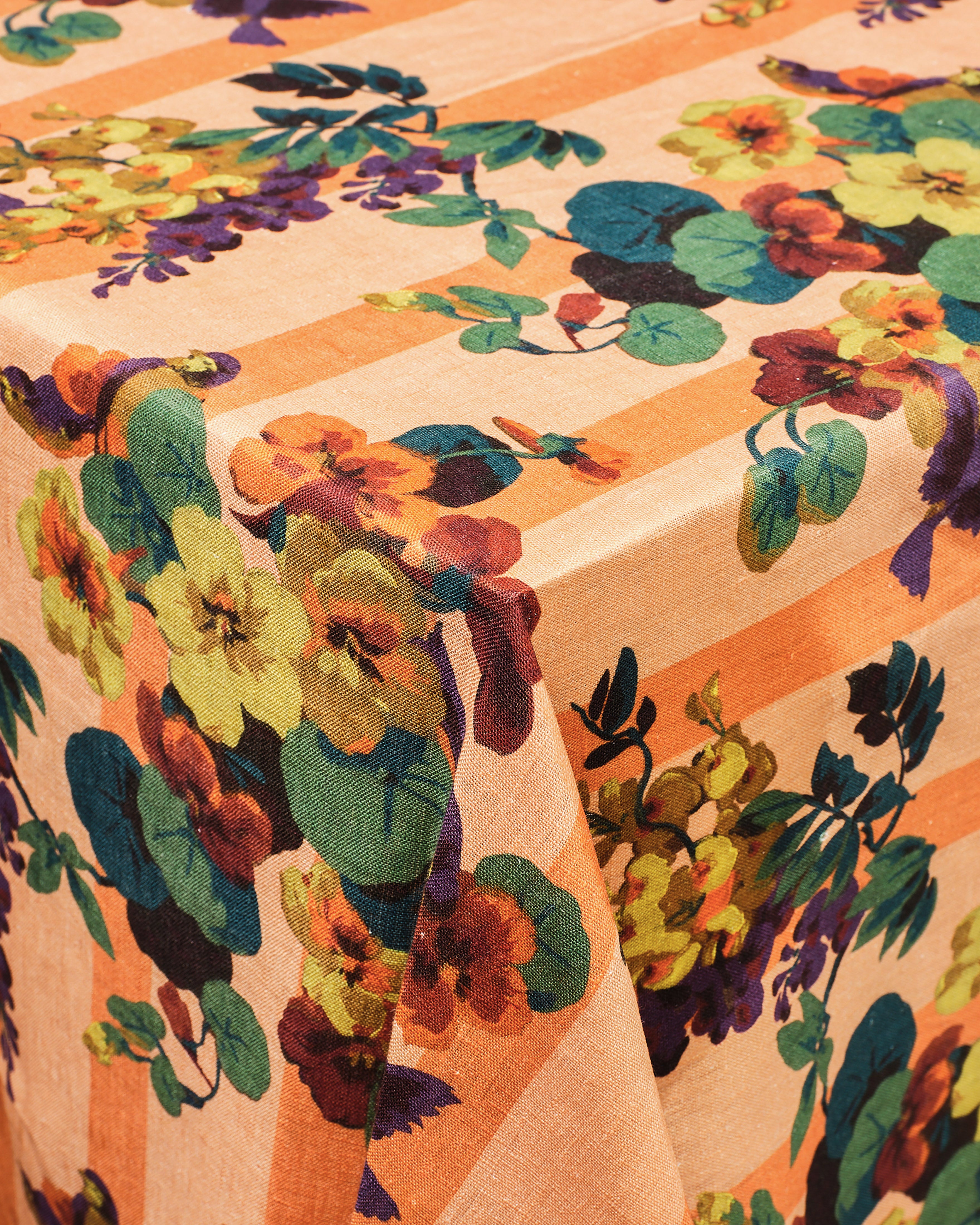 Wisteria Tablecloth Square