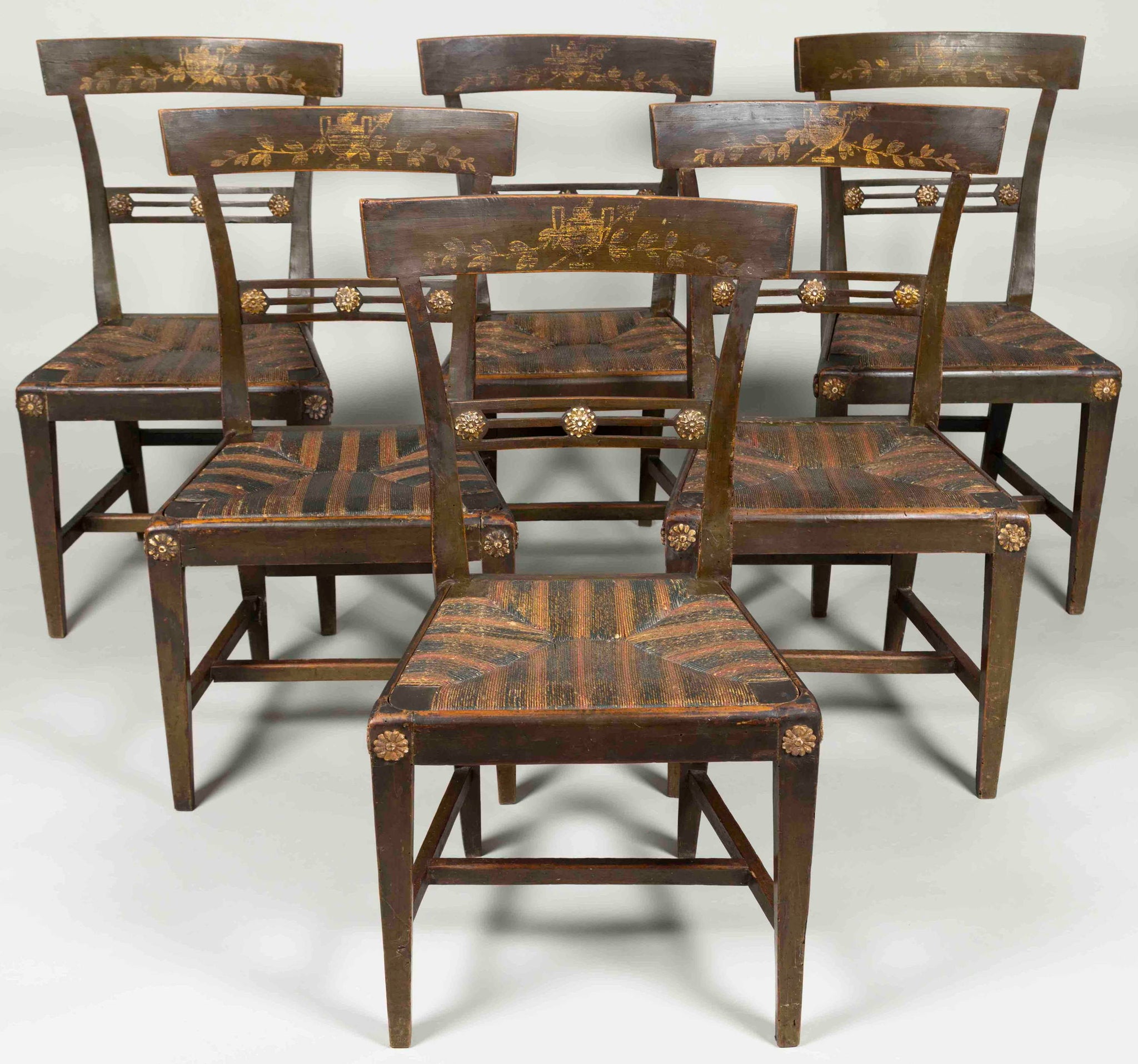Where to Sell Antique Furniture in Riyadh: Top Marketplaces