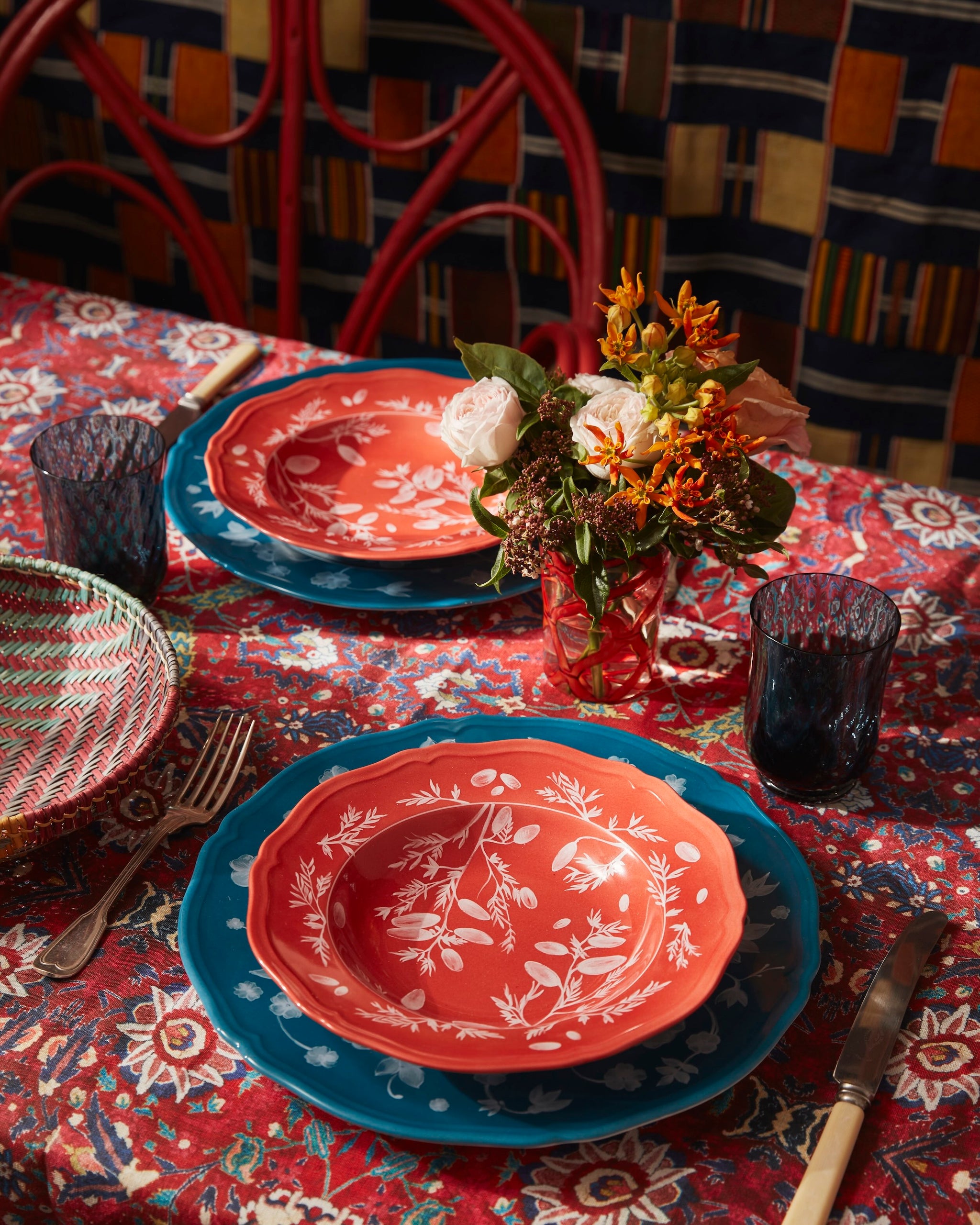 Persia Tablecloth & Napkins Set – Cabana Magazine